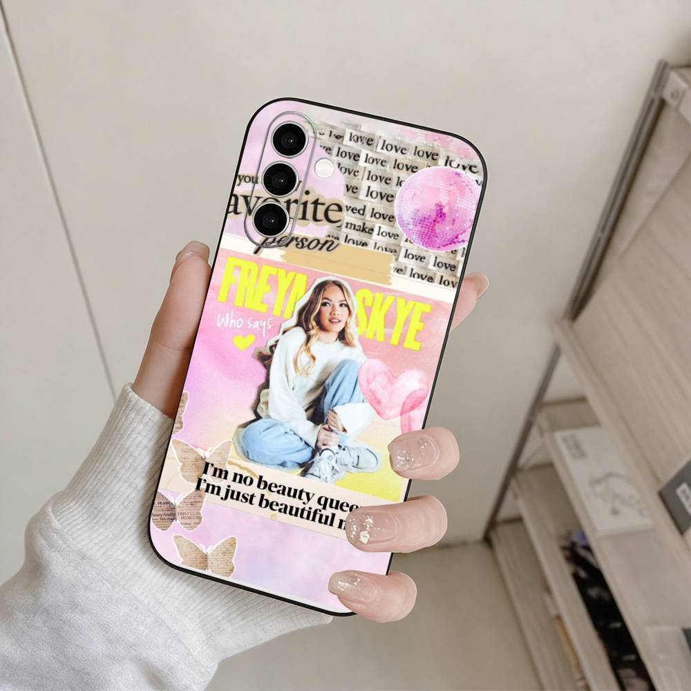 Funda de teléfono F-Freya Skye - Street Fashion Official reseña y precio